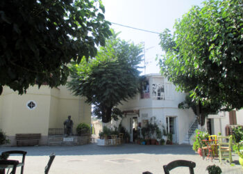 Anogeia town on the slopes of Psiloritis