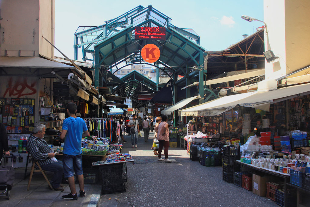 Visitors entering Kapani Market from Aristotelous Square in Thessaloniki