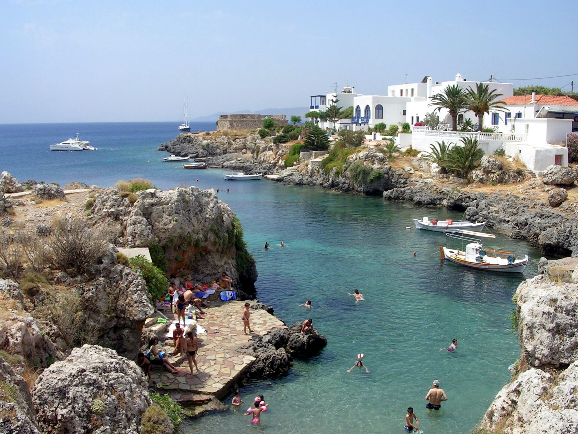 Whitewashed Avlemonas village on Kythira